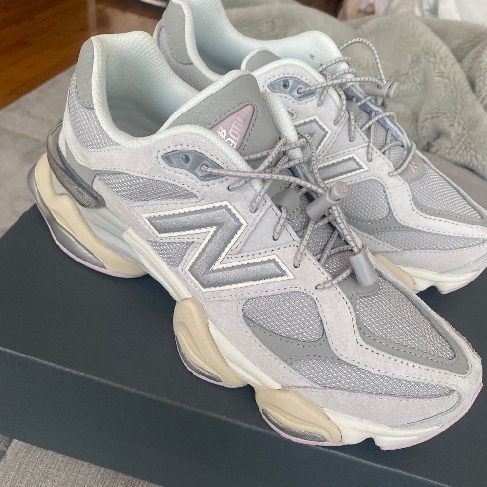 New Balance Gray and Cream Women's Sneakers